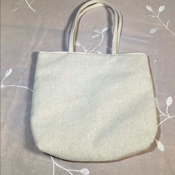 Charming Small Owl Design Cream Embroidered Tote Bag - Picture 3 of 8